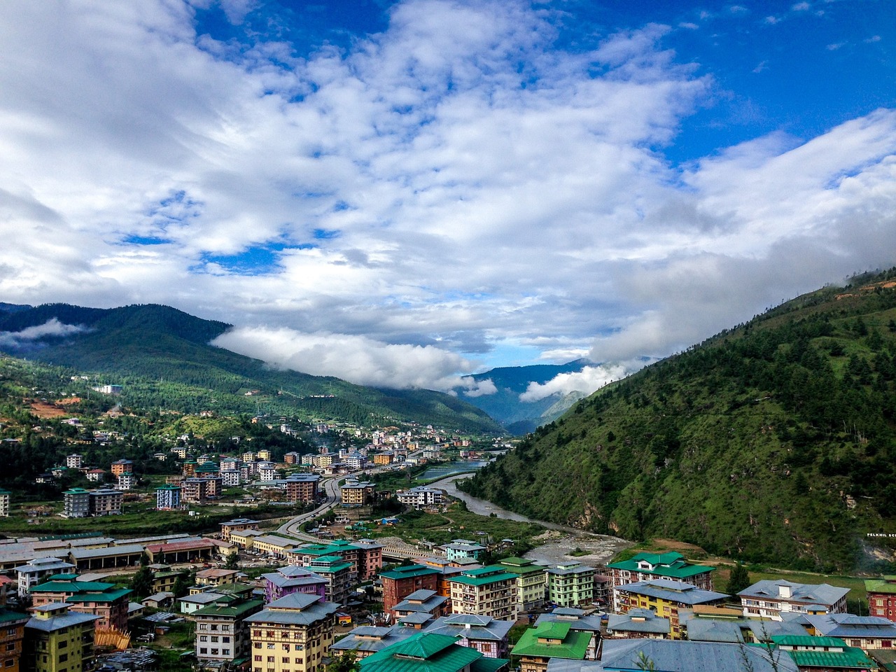 Bhutan esim